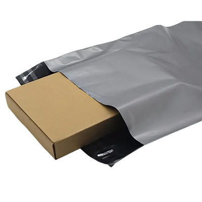 Beveiligde Poly Mailer verzendzakken LDPE aangepaste verzend enveloppen 0.045 mm dikte